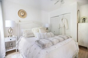 2 chambres, fer et planche à repasser, lit parapluie, Wi-Fi gratuit