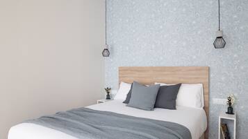 Een strijkplank/strijkijzer, gratis wifi, beddengoed