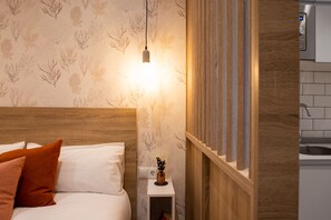 2 chambres, fer et planche à repasser, Wi-Fi gratuit, draps fournis