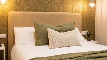 2 slaapkamers, een strijkplank/strijkijzer, gratis wifi, beddengoed