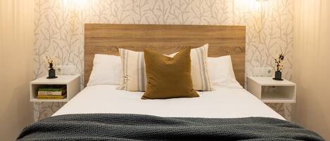 2 makuuhuonetta, silitysrauta/-lauta, ilmainen Wi-Fi, vuodevaatteet