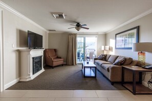 TV, fireplace