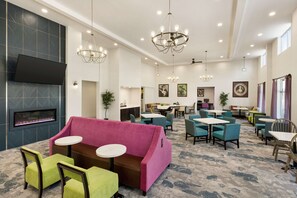 Lobby - Homewood Suites by Hilton Carlisle (Carlisle)