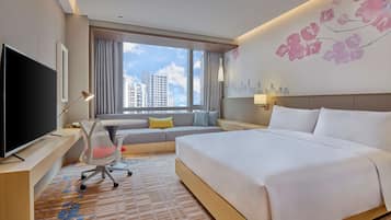 Premium bedding, down comforters, in-room safe, desk