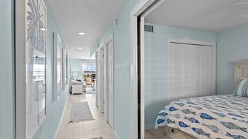 1 chambre, lit parapluie, Wi-Fi, draps fournis