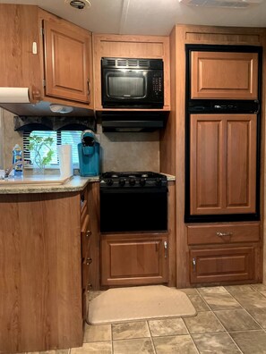 Photo non classée, 5 sur 28, bouton