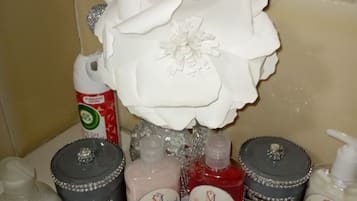 Shower, towels, soap, shampoo