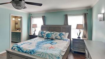 Casa, varias camas, balcón | 3 habitaciones, decoración personalizada y muebles diferentes