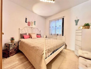 2 Schlafzimmer, Zimmersafe, Bügeleisen/Bügelbrett, kostenloses WLAN