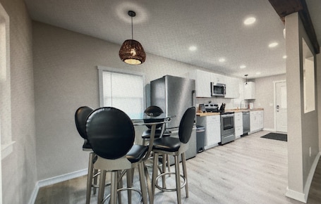 Fridge, microwave, oven, stovetop. House at Buckeye Lake with Boat Docks available.