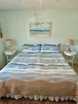 3 bedrooms, desk, iron/ironing board, travel cot