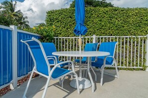 Appart'hôtel (WALK TO THE BEACH JUST DOWN THE STREE) | Extérieur