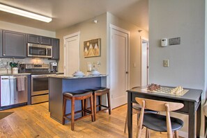Fridge, microwave, stovetop, dishwasher - Cozy Montana Condo w/ Walk to Big Sky Resort! (Big Sky)