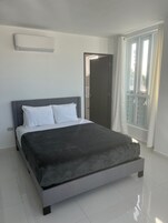 Tabla de planchar con plancha y wifi gratis 