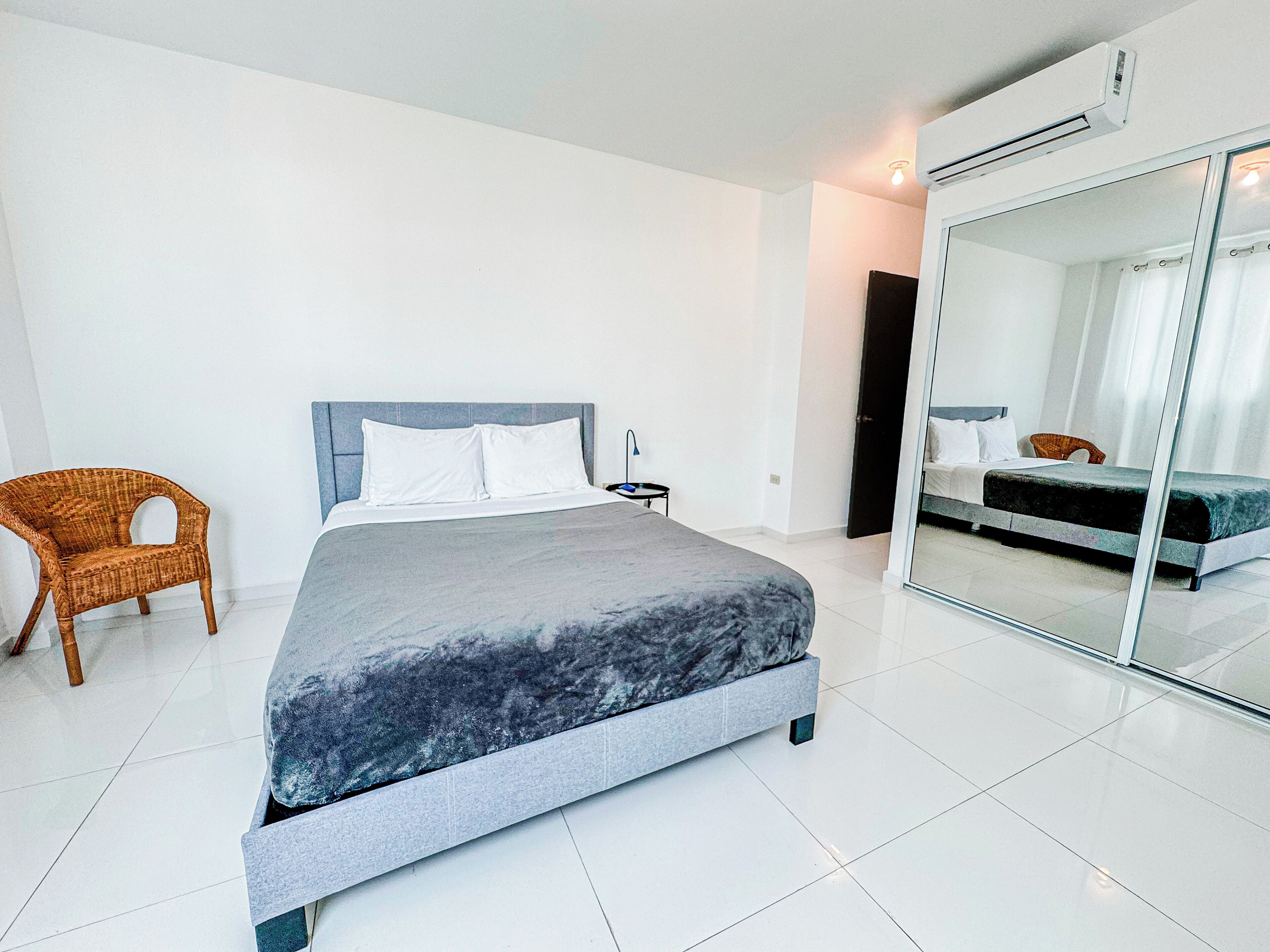 Basic Room | Iron/ironing board, free WiFi