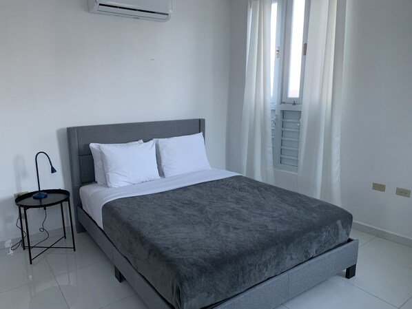 Tabla de planchar con plancha y wifi gratis