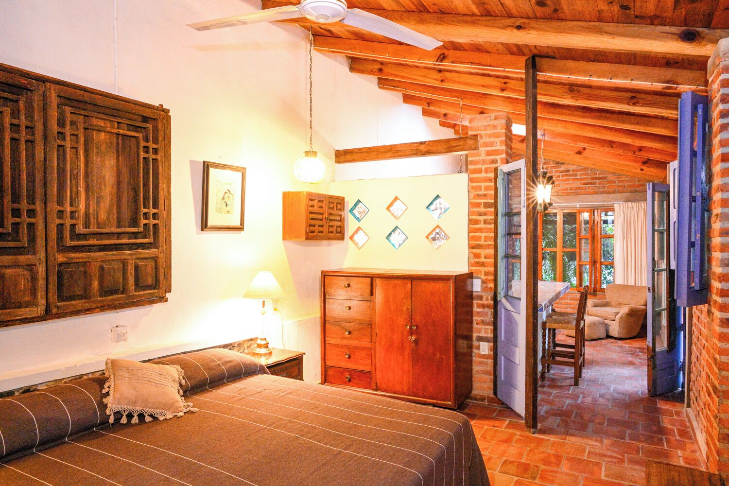 Casa de campo de diseñador (Casita) | Espacio para trabajar con laptop, wifi gratis y ropa de cama 