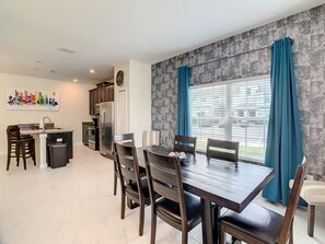 Dining - ✨ 5BR/4BA Townhouse w/ Private Pool, Themed Rooms & Resort Pools, Lazy River | 10 Minutes to Disney (Kissimmee)