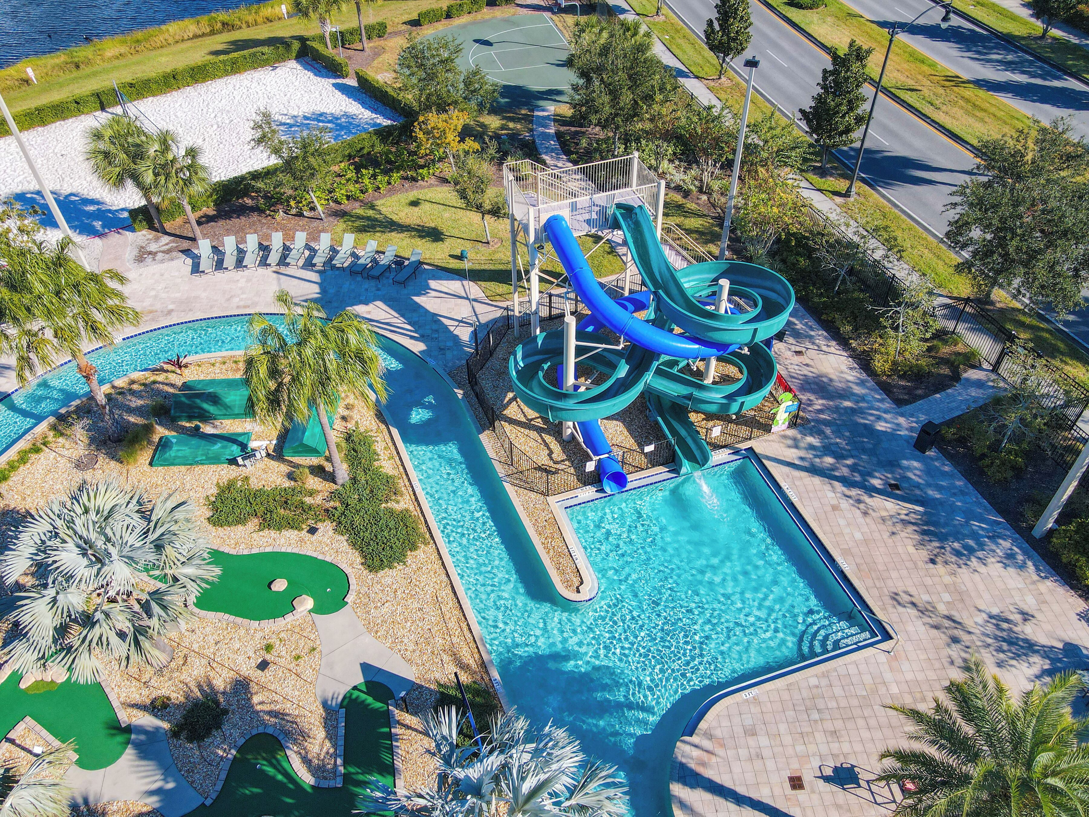 Innenpool, beheizter Pool