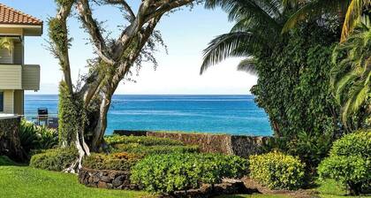 Gated Oceanfront Villa with private access to beach, heated pool & tennis court!