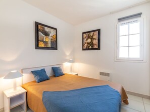 2 Schlafzimmer, Reisekinderbett, WLAN, Bettwäsche