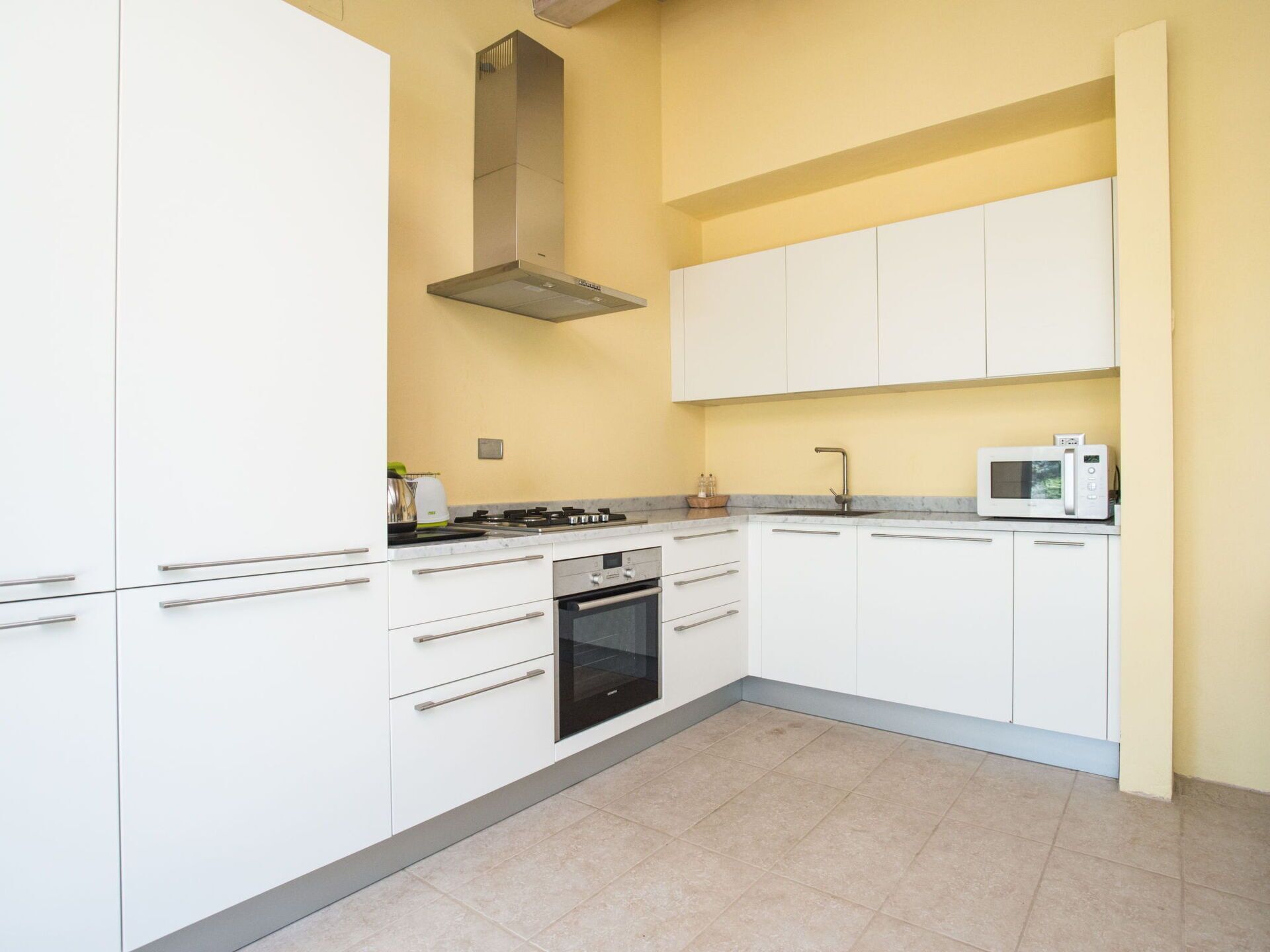 微波爐、焗爐、洗碗機