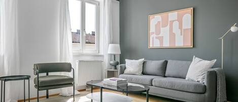 Télévision, chaîne hi-fi