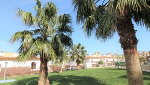 Property grounds - Beautiful  villa for 6 people with pool, WIFI, A/C, TV, patio and panoramic view (Polop)