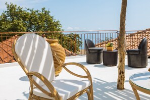 Villa | Property grounds - Albanian Coast - House - Stay 9 - Hottub - Petsok (Himarë)