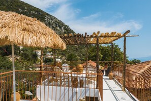 Outdoor dining - Albanian Coast - House - Stay 9 - Hottub - Petsok (Himarë)