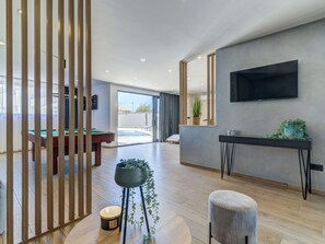 Spielezimmer