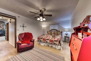 2 bedrooms, free WiFi, bed sheets, wheelchair access