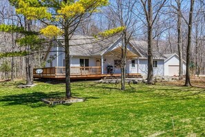 Exterior - Dog Friendly home in Fish Creek-private lot (Fish Creek)