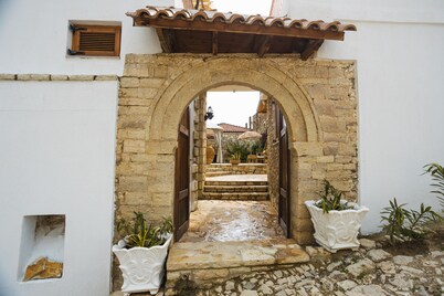 Albanian Coast - House - Stay 9 - HotTub - PetsOK