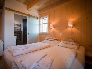 5 bedrooms, WiFi - # 6 mit IR-Sauna und Sprudelwanne Innen by Interhome (Turracher Höhe)