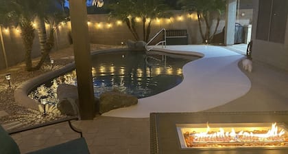 Cozy Private Pool home in family neighborhood