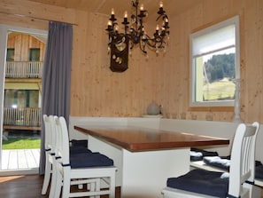 Dining - Wellness 8 P by Interhome (Murau)
