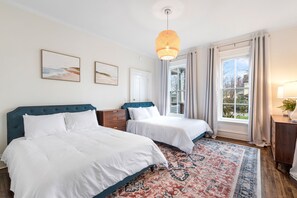 4 habitaciones, escritorio, cuna de viaje y wifi gratis 
