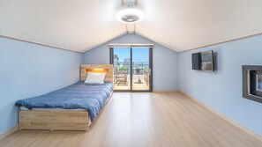 Basic Room, 2 Bedrooms (dokchae) | Exterior - Jeju Hue Pension (Jeju City)