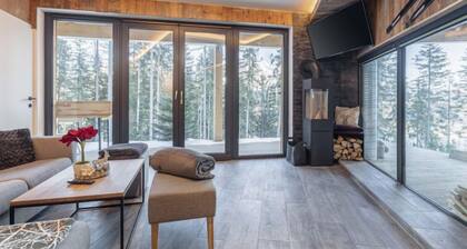 Superior # 03 Sauna&Sprudelwanne innen by Interhome