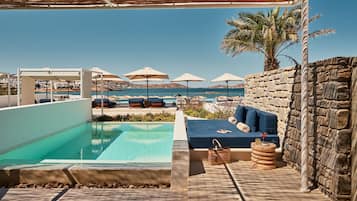 Cosmos Suite | Balcony view