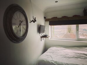 House, 1 King Bed with Sofa bed