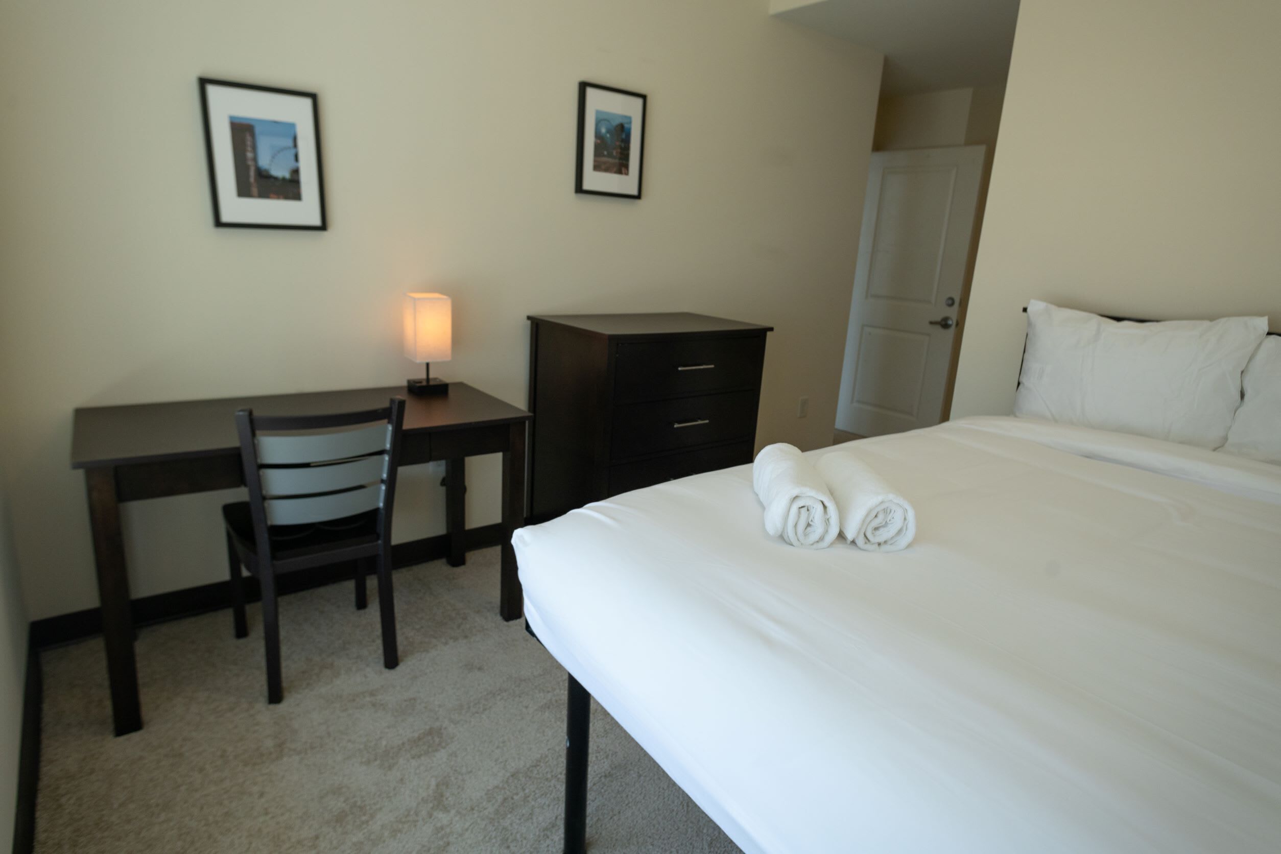 2 bedrooms, bed sheets