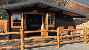 Cabin | Exterior