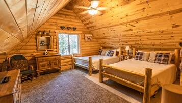 3 bedrooms, iron/ironing board, travel crib, free WiFi