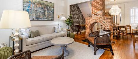 TV connectée, cheminée