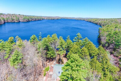 Fantastic lakefront escape with large deck, private dock, fast WiFi, & gas grill