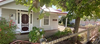 Glendale Cottage ~ Perfectly located