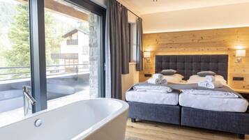 4 bedrooms, free internet