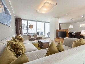 TV - Penthouse mit 3 Schlafzimmern & Pool by Interhome (Radstadt)